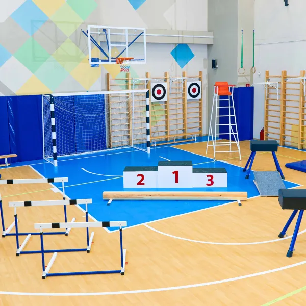 Щит баскетбольный игровой (монолитный поликарбонат) 1050х1800 мм ZAVODSPORTA за 47&nbsp;600 ₽ в Нижнем Тагиле